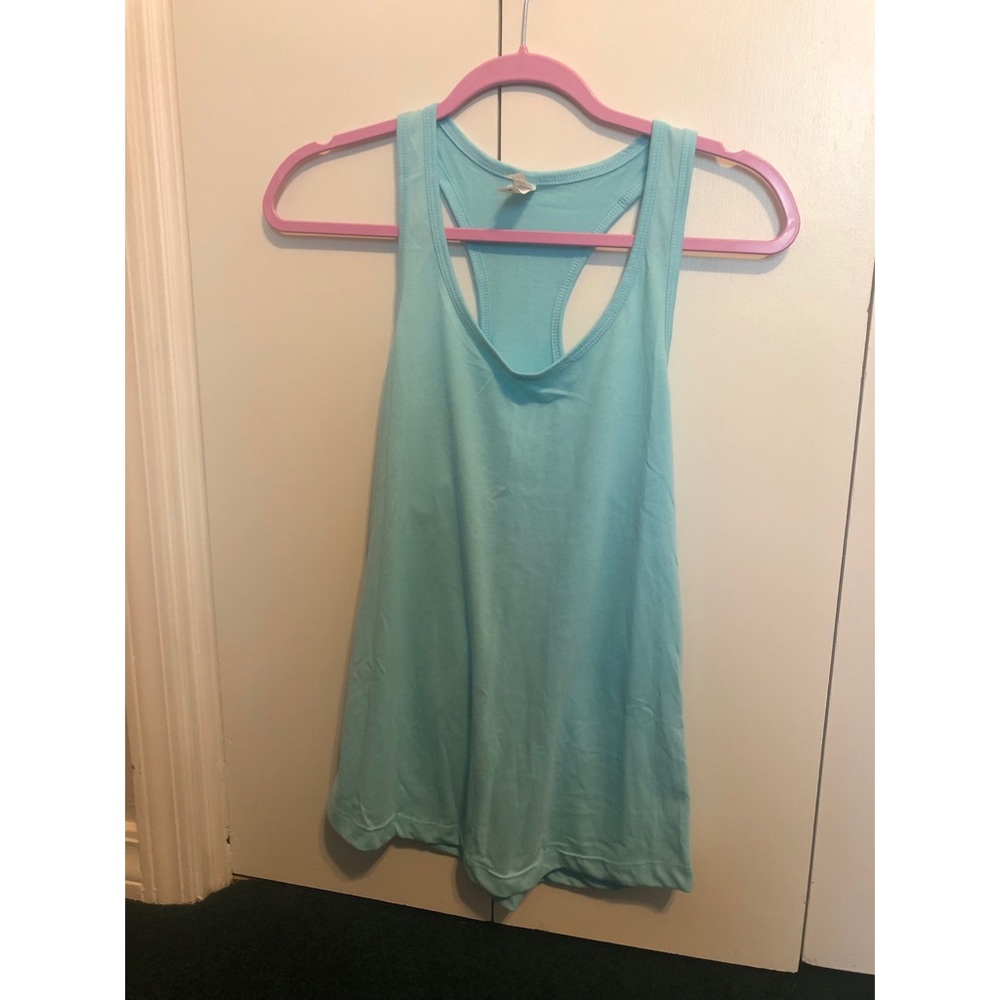 Razor back tank